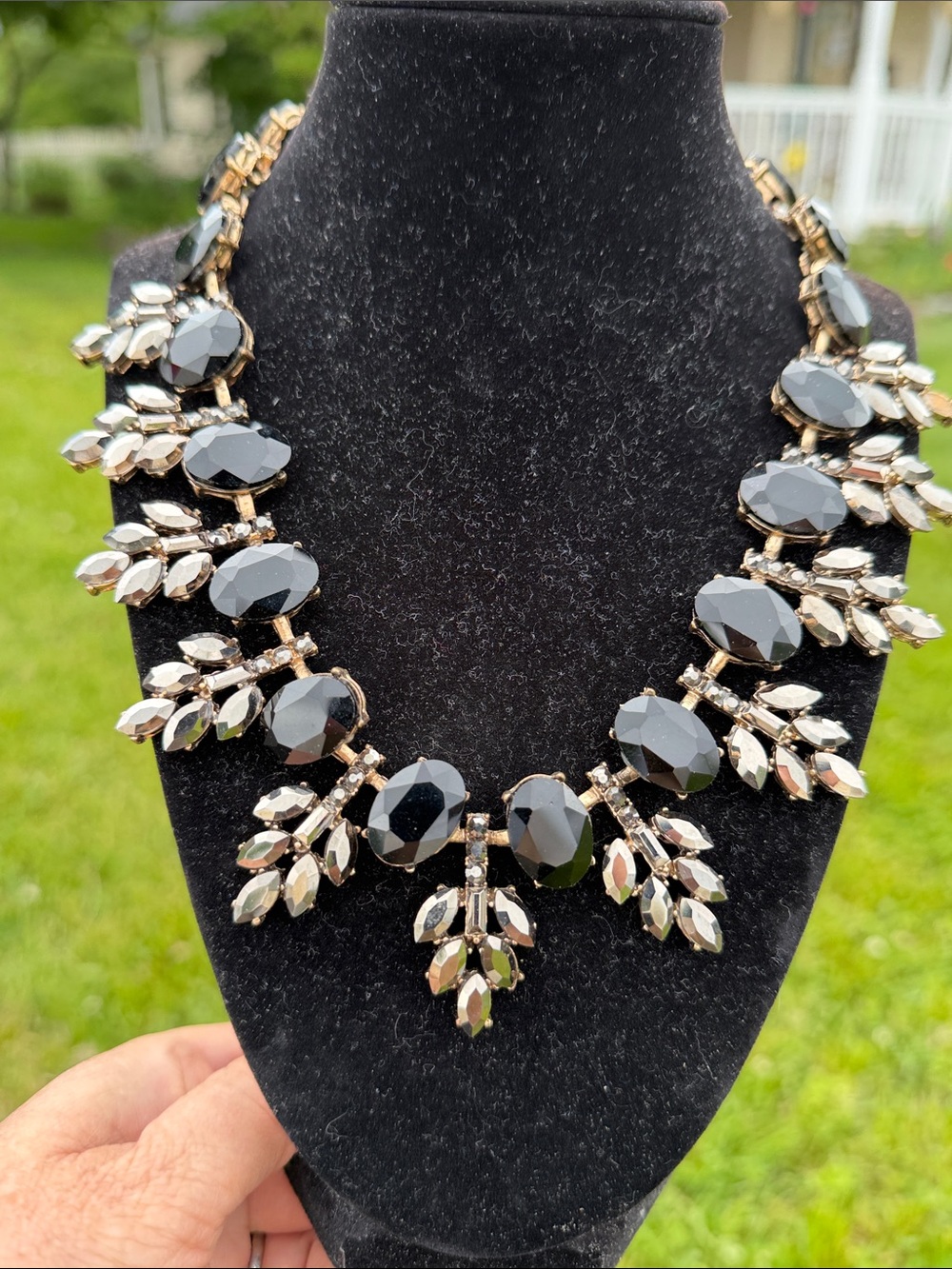Black Crystal Statement Necklace - Women Jewelry